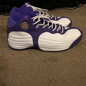 Michael Jordan authentic B ball shoe